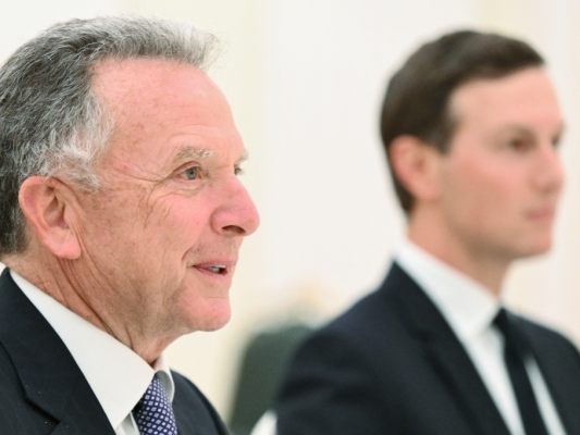 US-Verhandler Steve Witkoff und Jared Kushner (Archivbild)